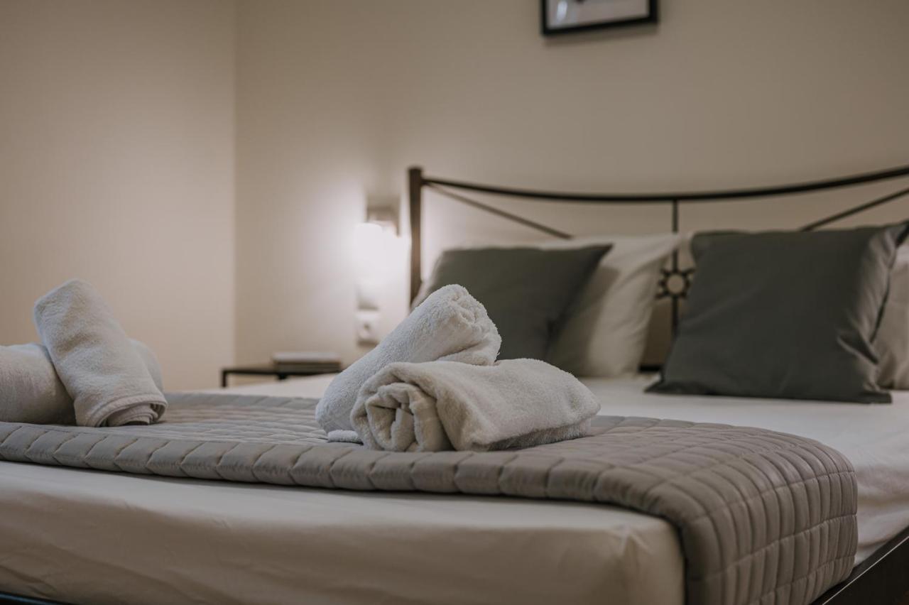 Hb Modern Apartments Tolo Ngoại thất bức ảnh