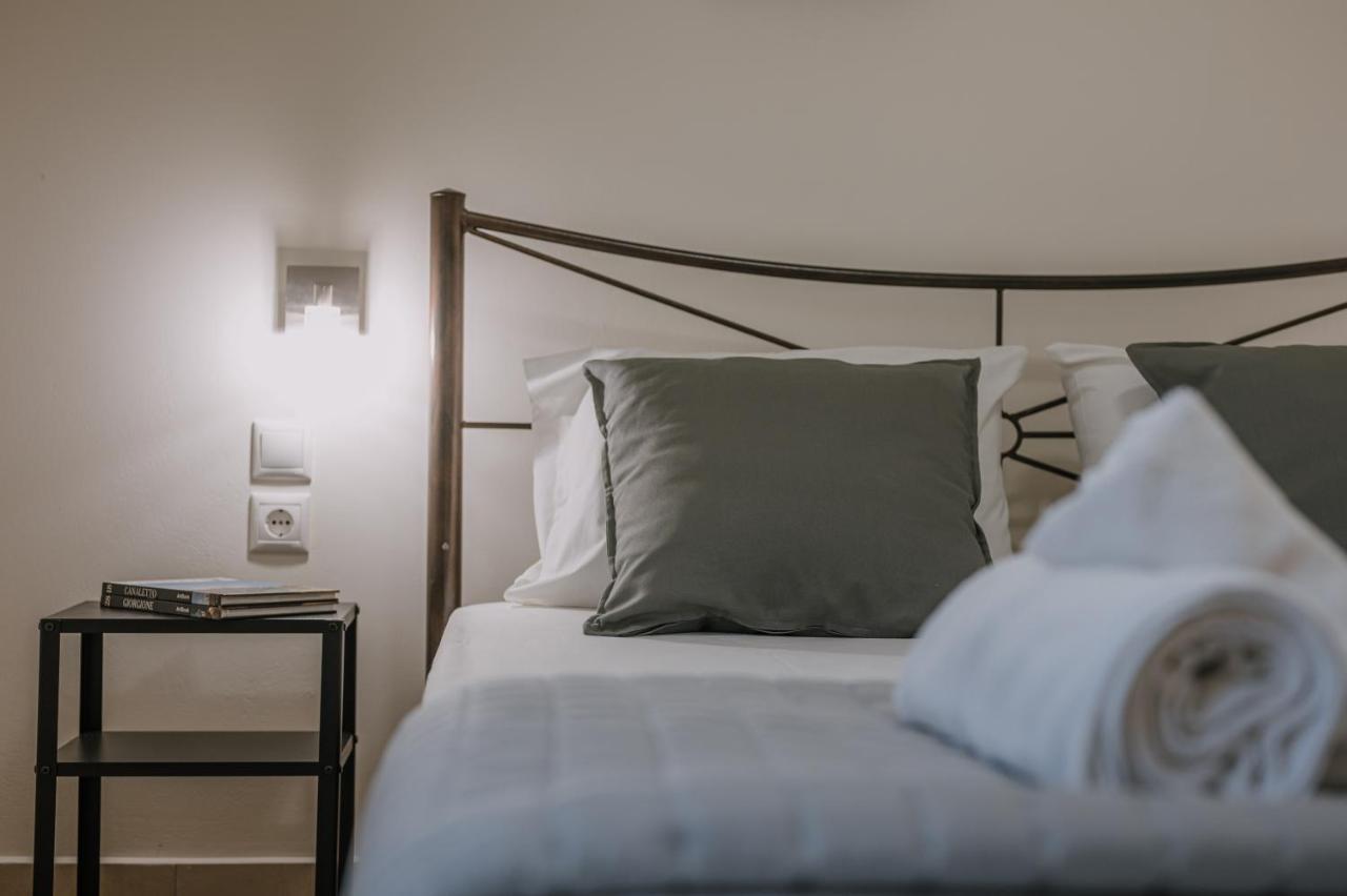 Hb Modern Apartments Tolo Ngoại thất bức ảnh