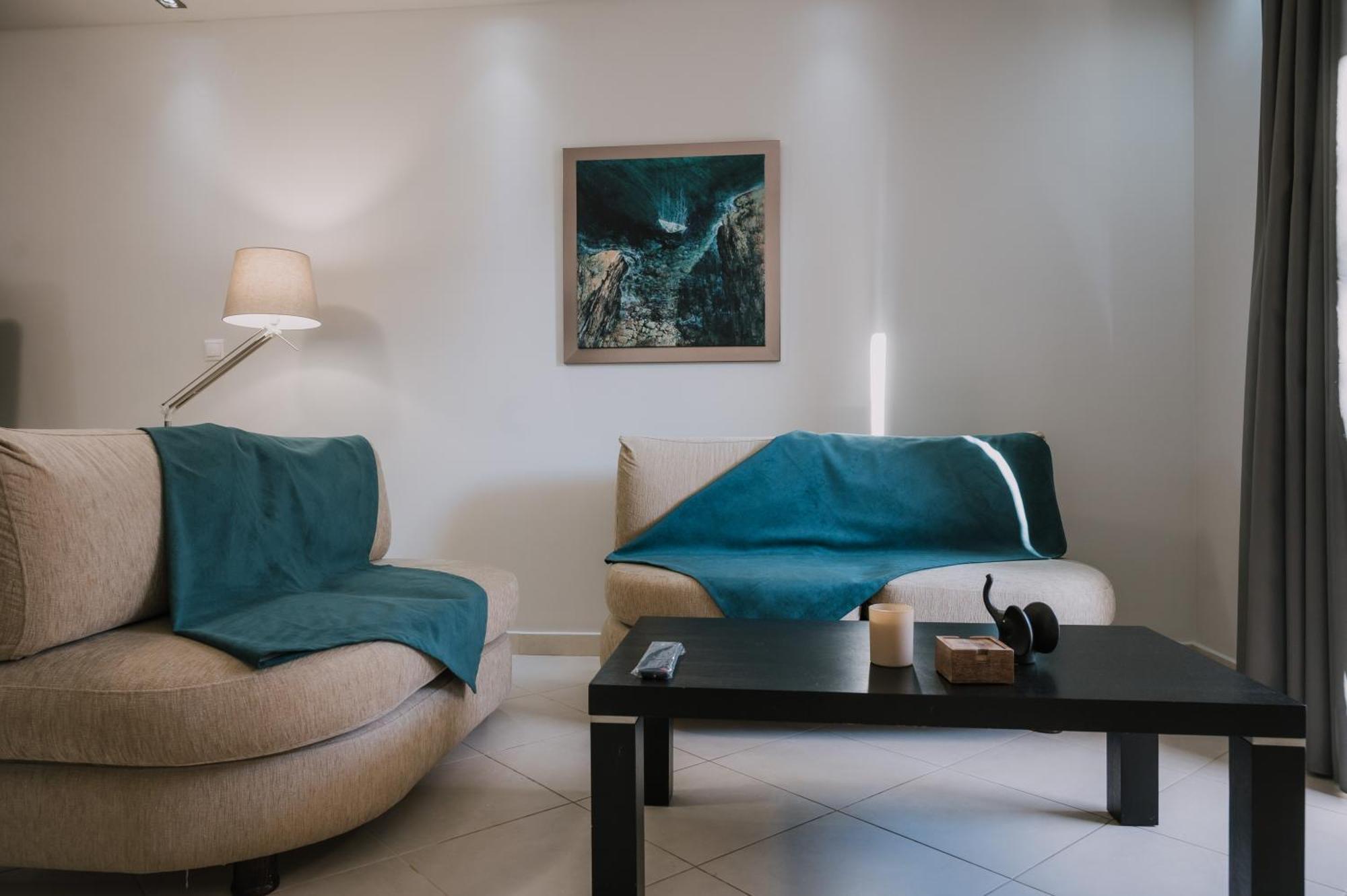 Hb Modern Apartments Tolo Ngoại thất bức ảnh