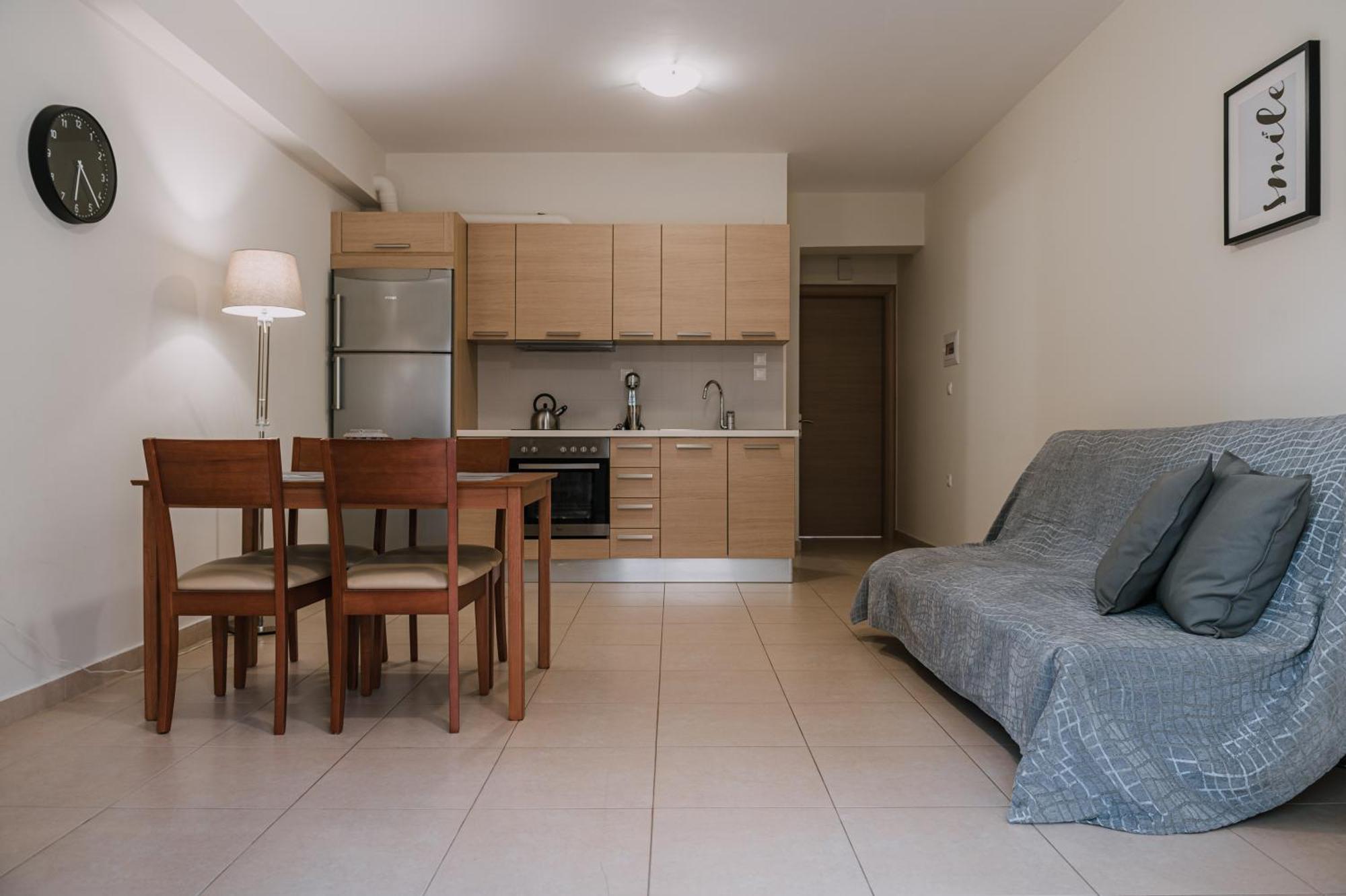 Hb Modern Apartments Tolo Phòng bức ảnh