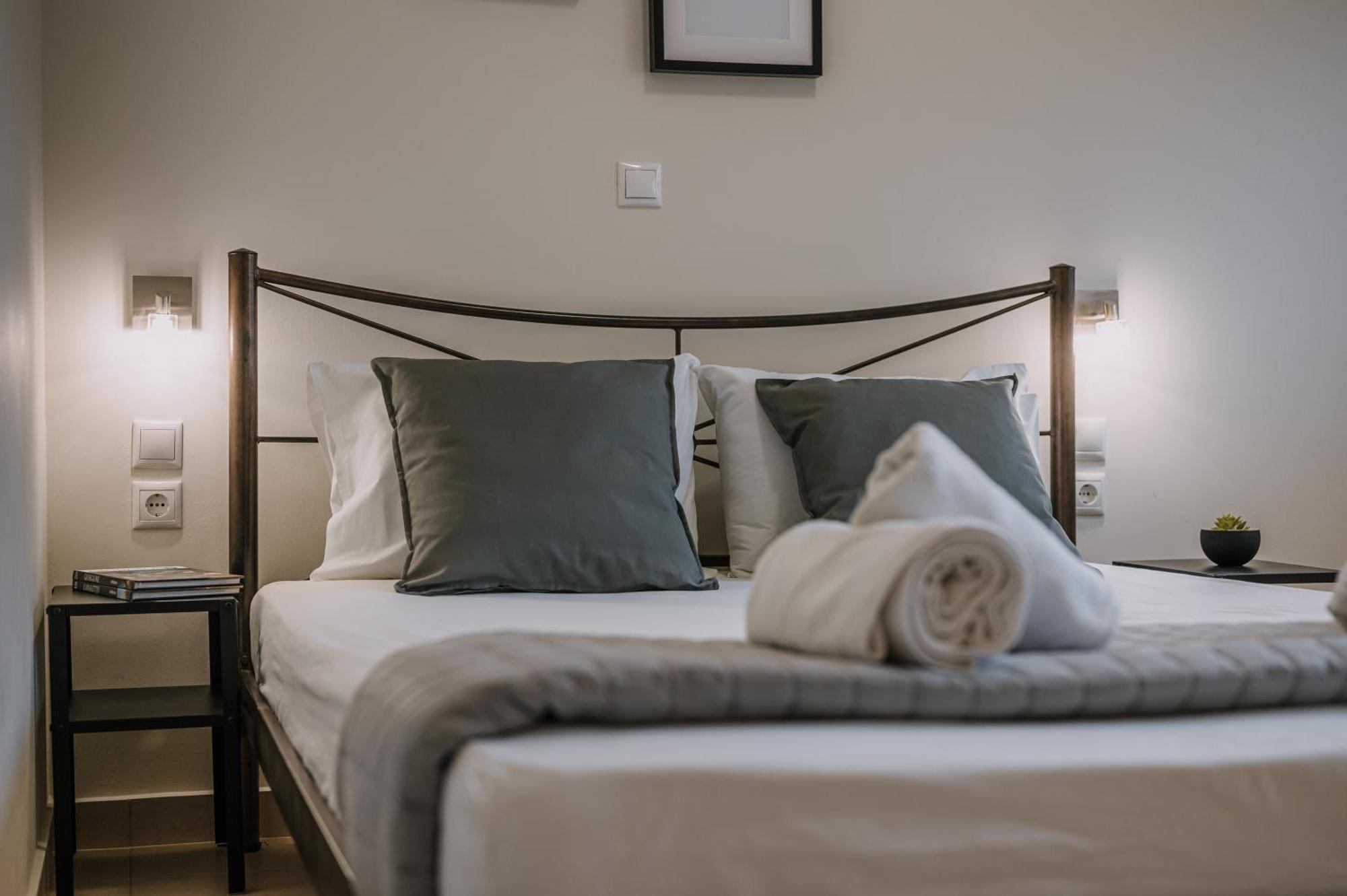 Hb Modern Apartments Tolo Phòng bức ảnh